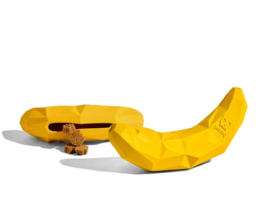 SUPER BANANA ZEE.DOG